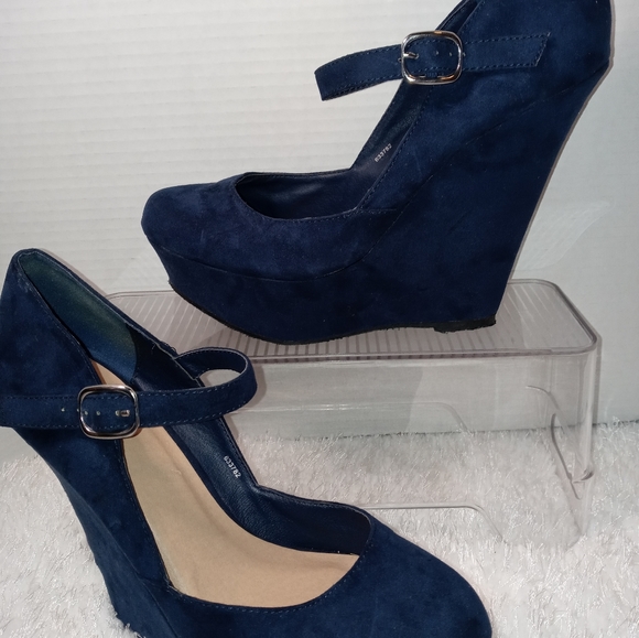 Navy wedge platform Charlotte Russe Heels Womens size 9 - Picture 3 of 5